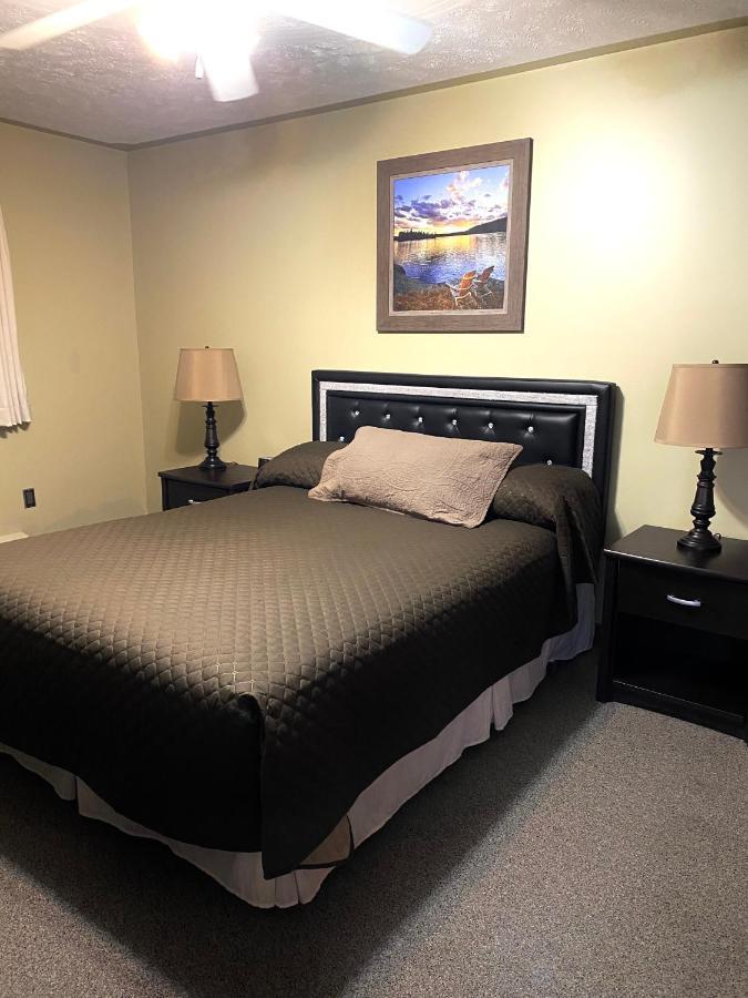 Manitoulin Inn Mindemoya Zewnętrze zdjęcie