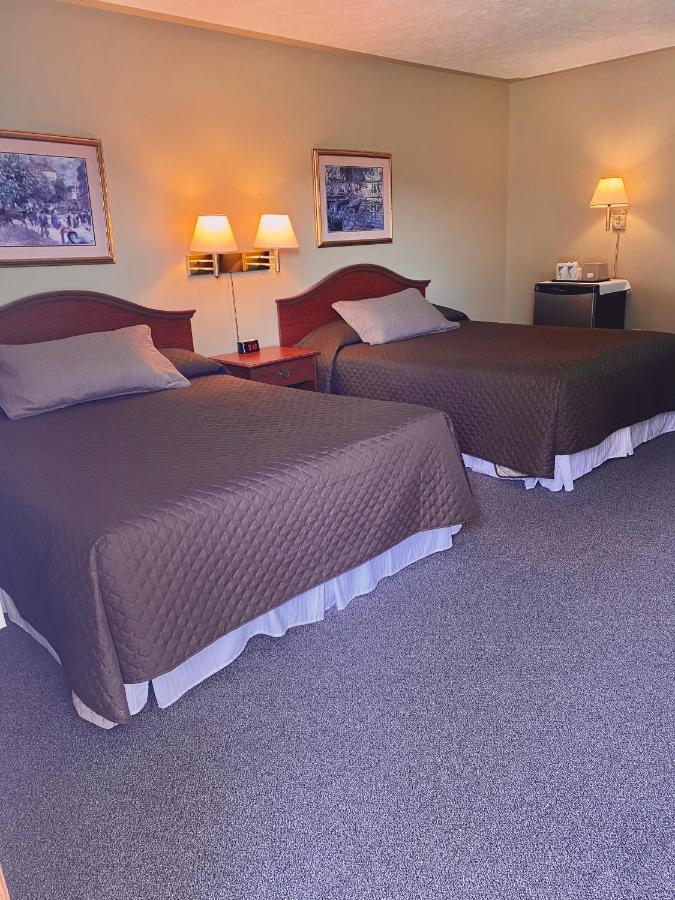 Manitoulin Inn Mindemoya Zewnętrze zdjęcie