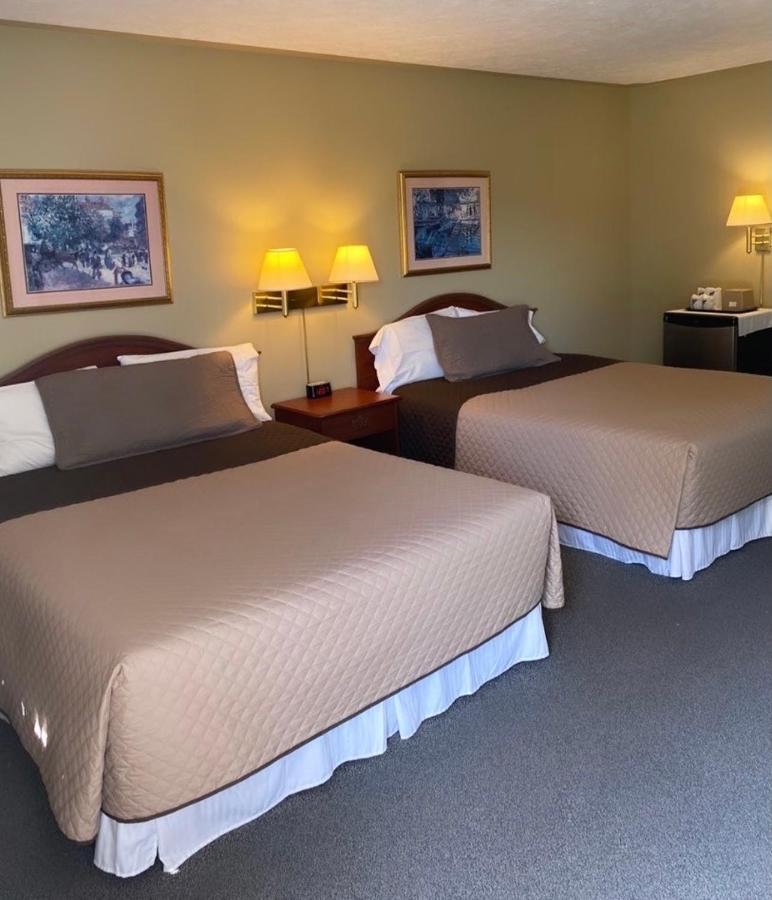 Manitoulin Inn Mindemoya Zewnętrze zdjęcie