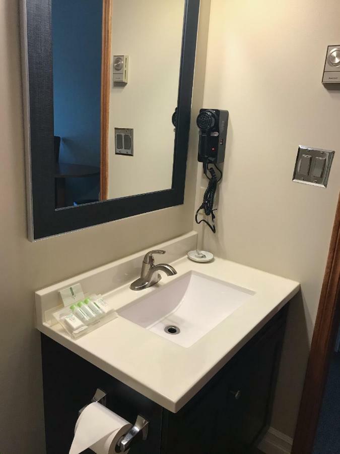 Manitoulin Inn Mindemoya Zewnętrze zdjęcie